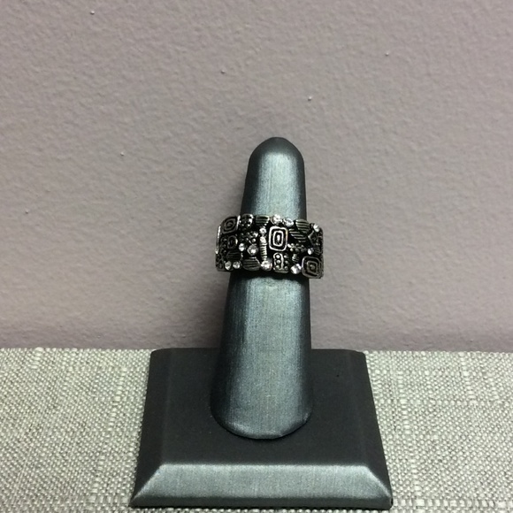 Stretch Rings - Picture 2 of 3